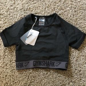 Gymshark black fitted crop
